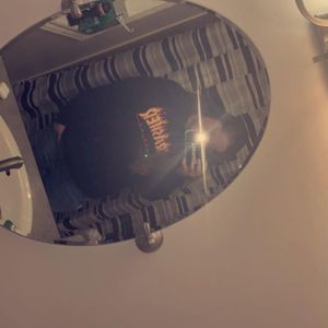 Meet your Posher, Mackenzie